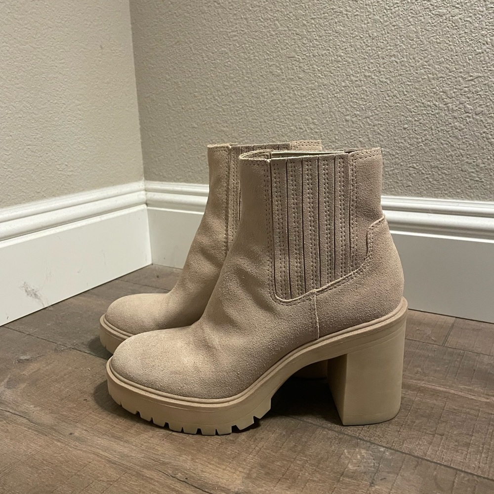 DOLCE VITA | Caster H2O Booties In Dune Suede